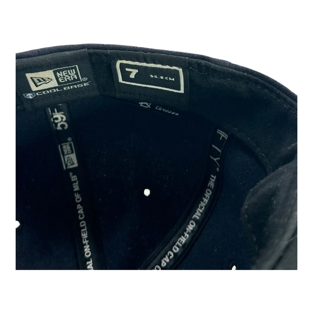 New Era‎ Boston Red Sox 59FIFTY Official On Field Cap Size 7